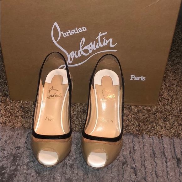 Christen Louboutin Heels Size 35.5, Authentic - Picture 2 of 4